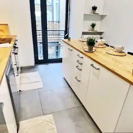 Apartman Plein Centre 8pers 4ch 2sdb, Terrasse, Billard - Angers-roe Angers